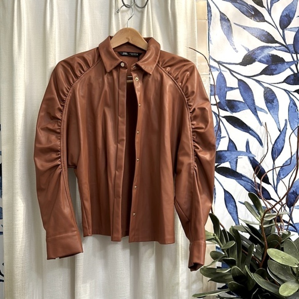 NWOT Gorgeous Zara Caramel Brown Faux Leather Puff Sleeve Top Shirt Jacket S